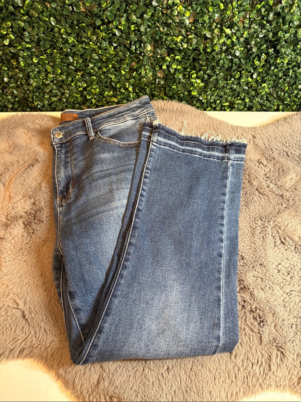 Judy Blue Medium Wash Kick Flare Jeans Size 30